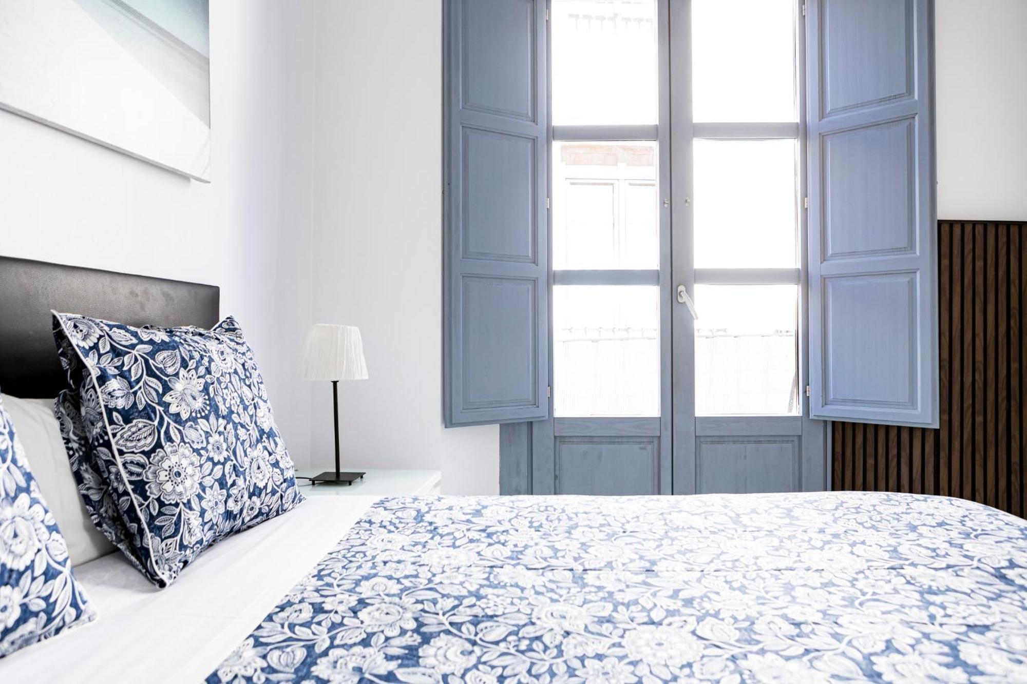 Suites Picasso Málaga Buitenkant foto